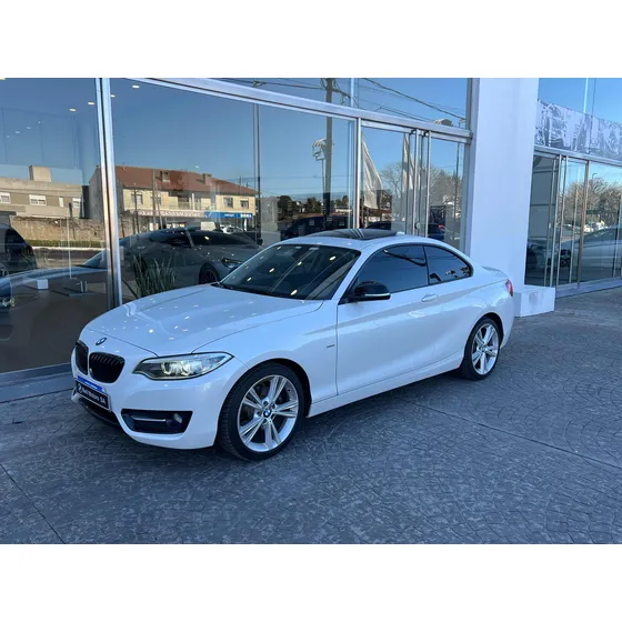 Bmw Serie 2 2.0 220i Sport Line 184cv