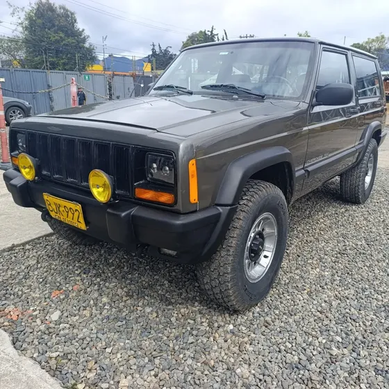 Jeep Cherokee 1997 4.0 Renegade