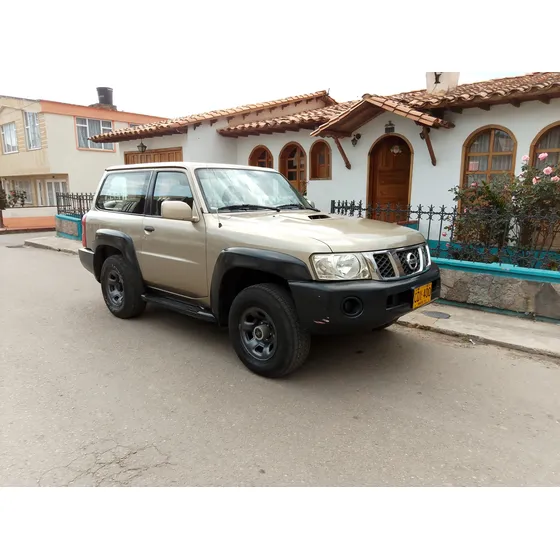 Nissan Patrol 3.0 Y61 Gl