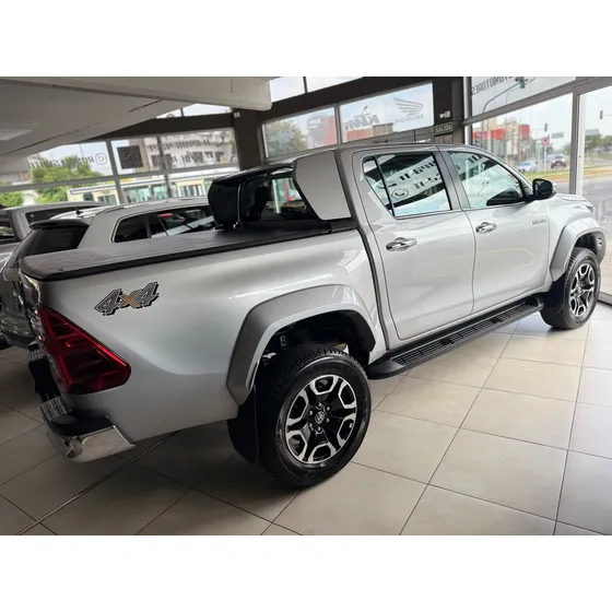 Toyota Hilux Pick-up 2.8 Cd Srx 204cv 4x4 At