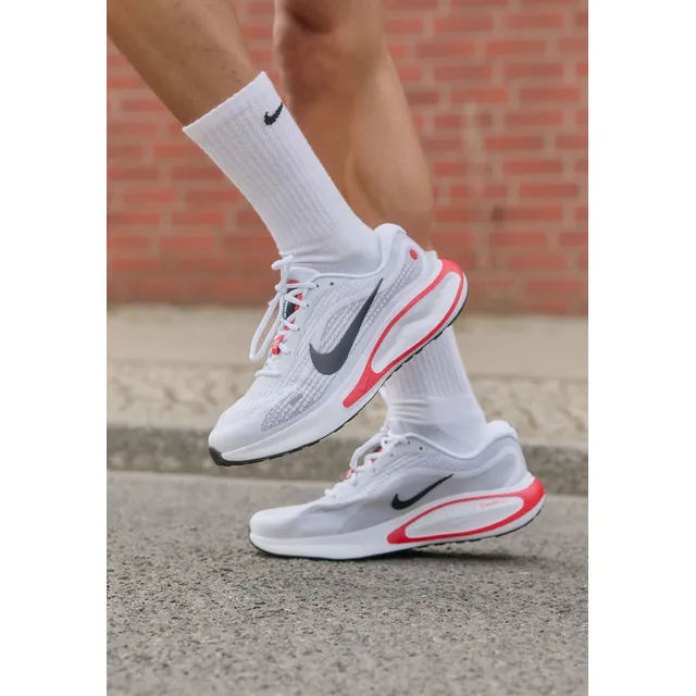 Nike Journey Run Talla 10.5 Originales
