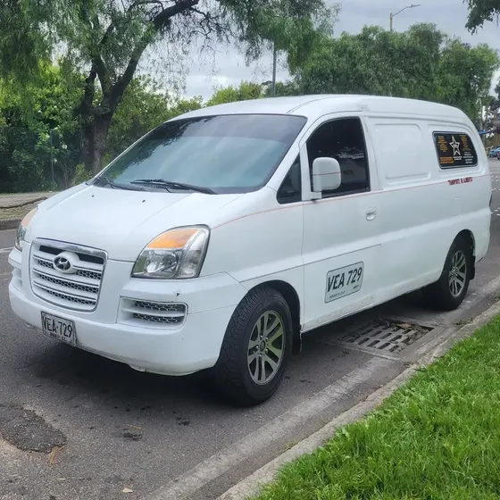 Hyundai H1 2006 Carga