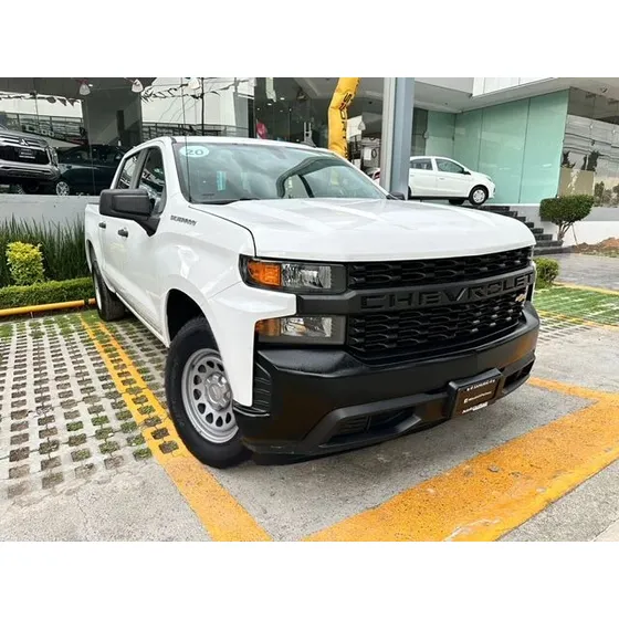 Chevrolet Silverado 4.3 V6 1500 Wt Doble Cabina 4x2 At