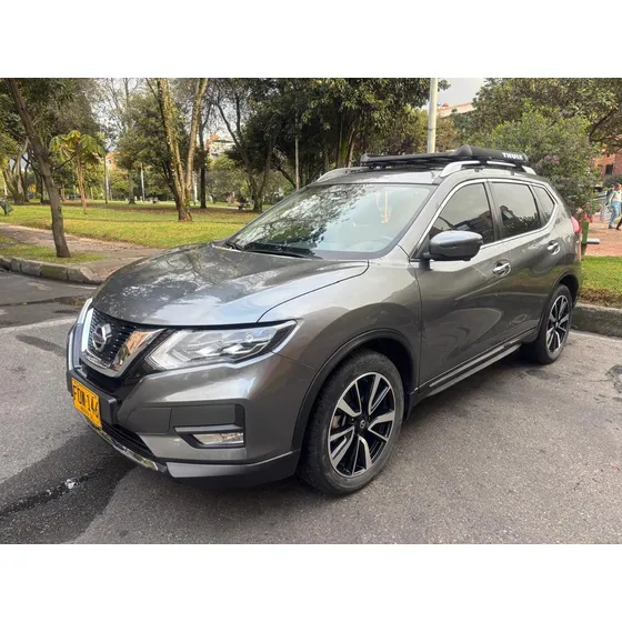 Nissan X-trail 2.5 Exclusive