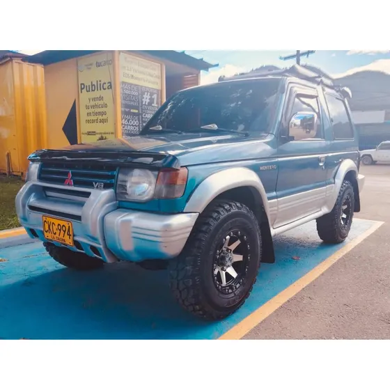 Mitsubishi Montero 3.0 V13