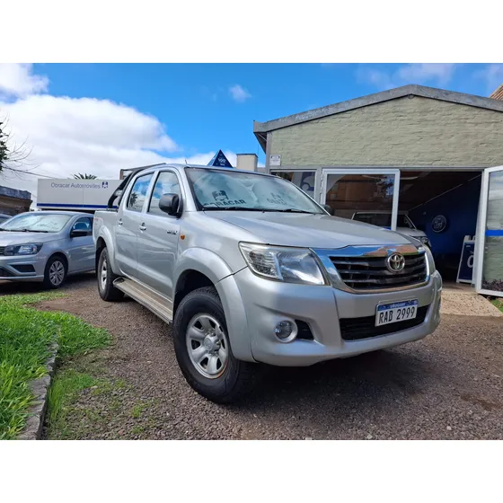 Toyota Hilux 2.5 Sr 4 Por 4