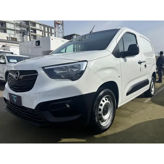 Opel Combo L1