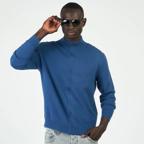 Campera Hombre Kevingston Saturno Classic Fit Azul Claro