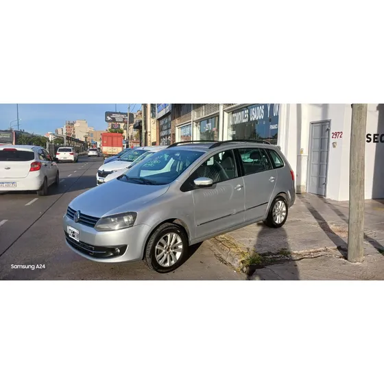 Volkswagen Suran 1.6 Highline 101cv
