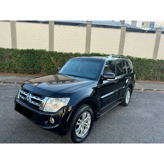 Mitsubishi Pajero Full 3.2 Hpe Aut. 5p