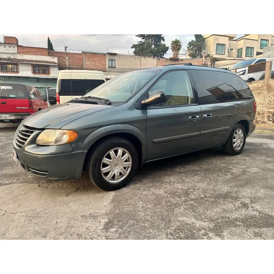 Chrysler Voyager Lx At