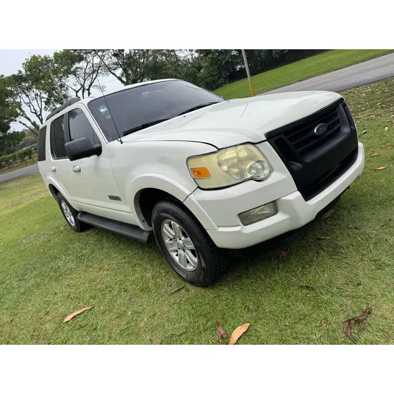 Ford Explorer Americana