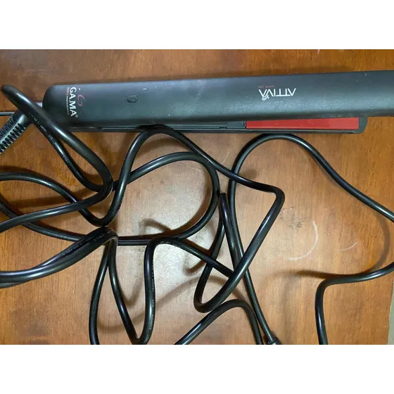 Plancha De Cabello Gama Attiva. Usada.