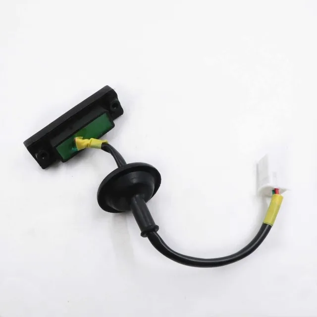 Boton De Maletera Kia Rio Hatchback Nuevo Original 