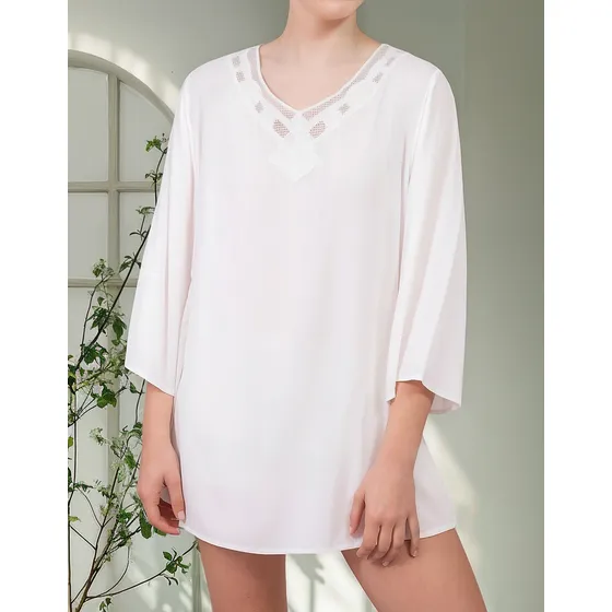 Blusa Larga Escote V Bordado Manga 3/4 Espalda V Profundo