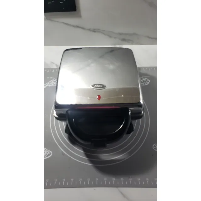 Tostiarepa Oster