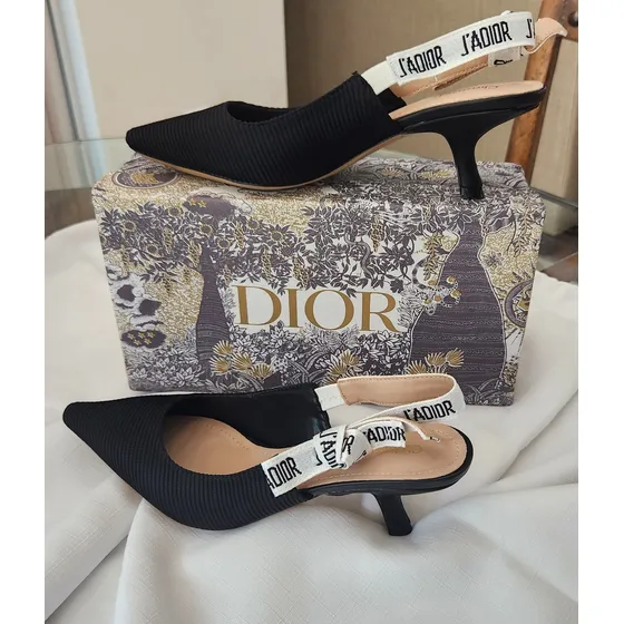Zapatillas Para Damas Christian Dior Italianas N°38