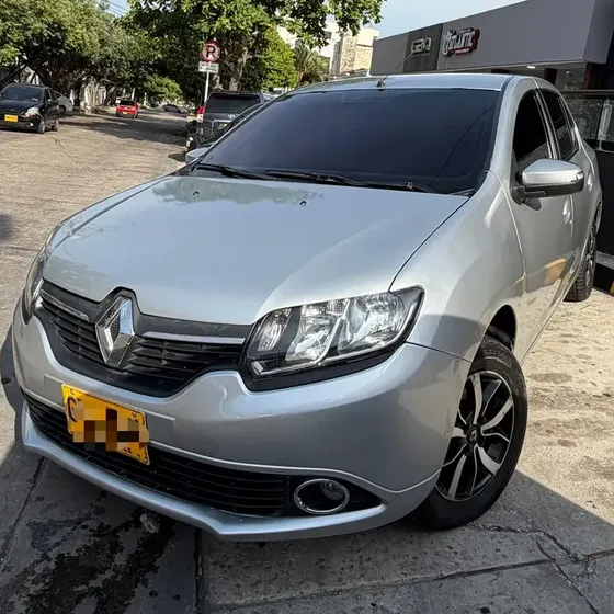 Renault Logan 2020 1.6 Privilege / Intens