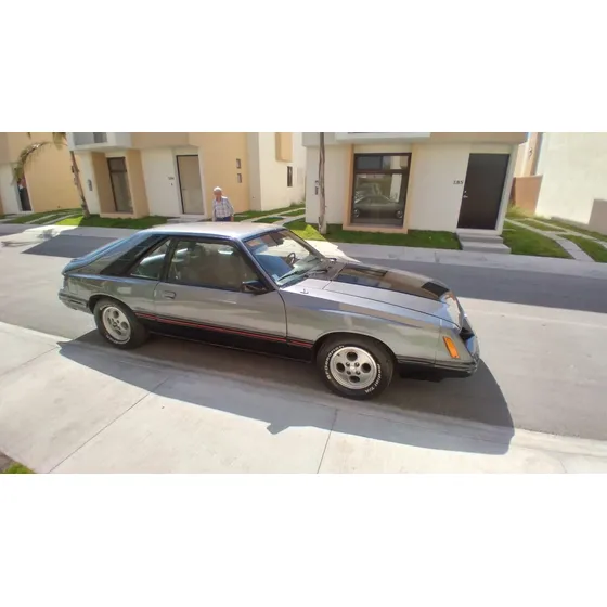 Ford Mercuri Burbuja