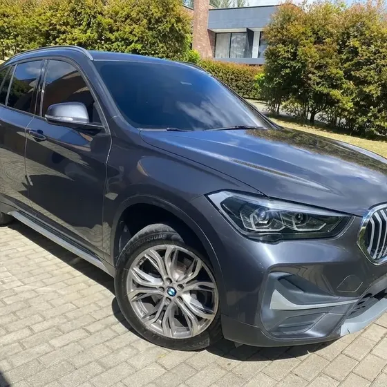 BMW X1 2022 2.0 Sdrive20i Xline