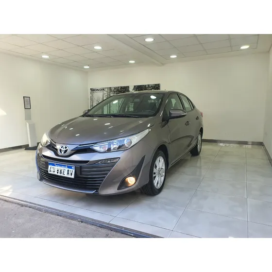 Toyota Yaris 1.5 107cv Xls Sedan
