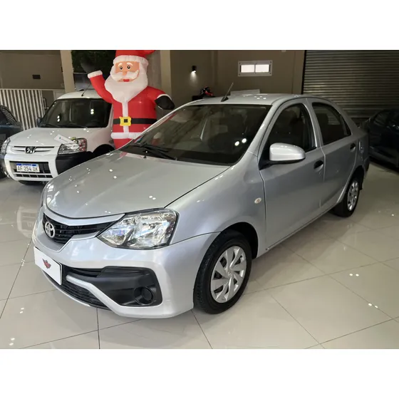 Toyota Etios 1.5 Sedan X