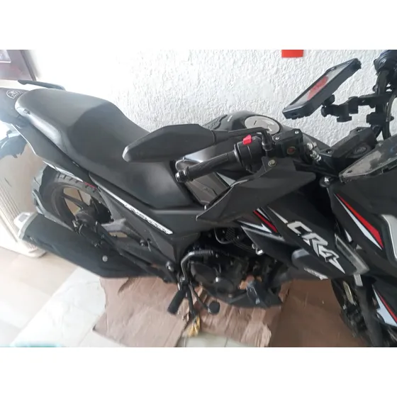 Vendo Moto Cr4 Cilindraje 125 En Buen Estado 8 De 10