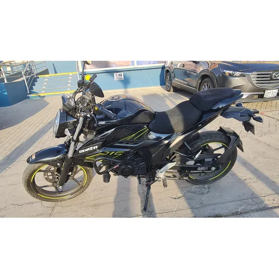 Vendo Suzuki Gixxer 150 Conservado Con Soat Hasta Fines De A