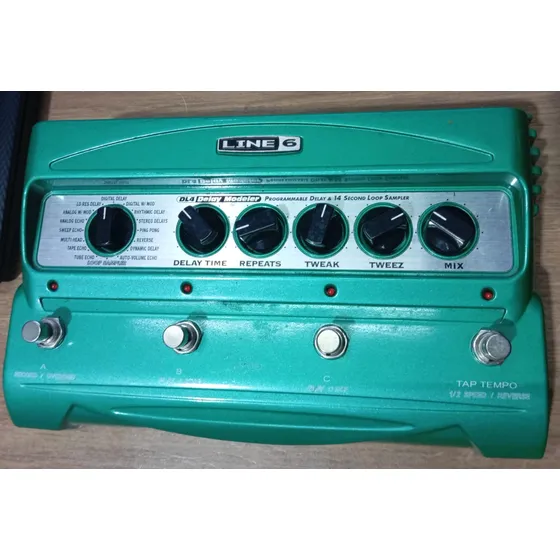 Pedal Line 6 Dl4 - Delay Modeler Efeitos