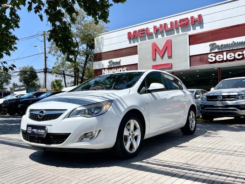 Opel Astra Enjoy 1.6 Un Dueño 2013