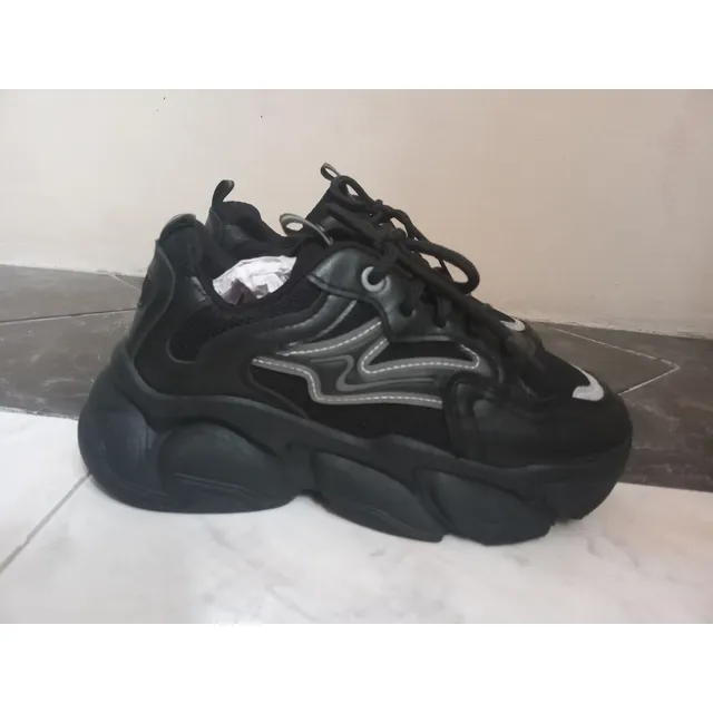 Zapatos Deportivos Marca Style Suela Gruesa Por10$