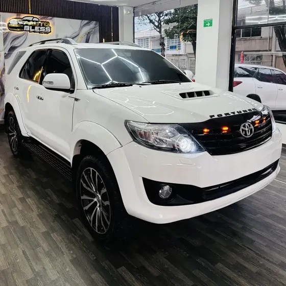 Toyota Fortuner 2013 3.0 Sr5