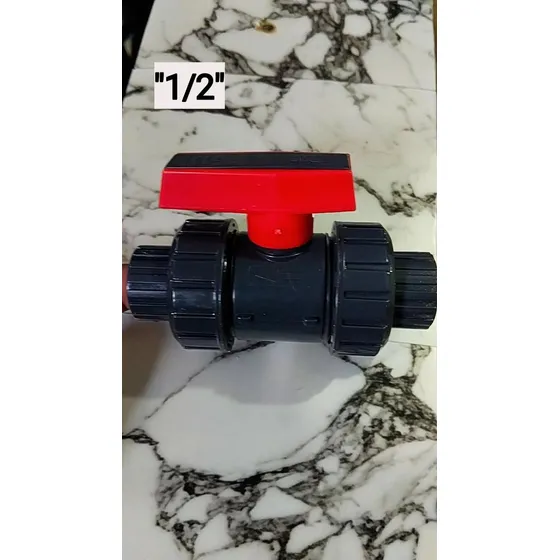 Válvula De Bola De 1/2 Pvc Con Doble Unión Universal