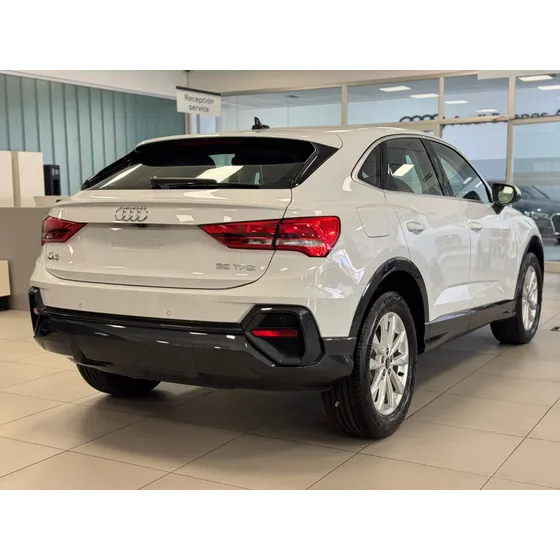 Audi Q3 Sportback 1.4 35tfsi Sportback 150 Cv