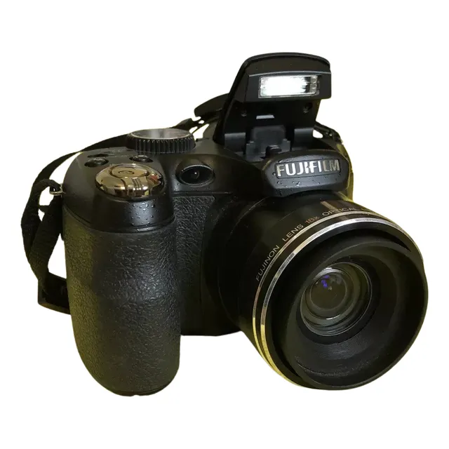 Fujifilm Finepix S1800 12.2mp 6.3x Digital Zoom Digital Cam.