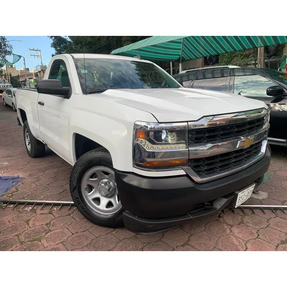 Chevrolet Silverado Silverado 1500 Ls Cab Regular At