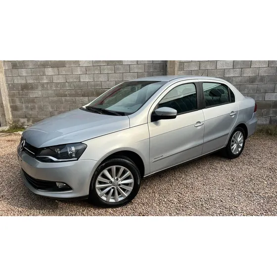 Volkswagen Voyage 1.6 Highline 101cv