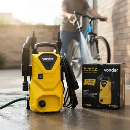 Lavadora De Alta Pressão Vonder Leve Lav 1300 90bar - Cor Amarelo-preto Frequência 60 Hz 127v