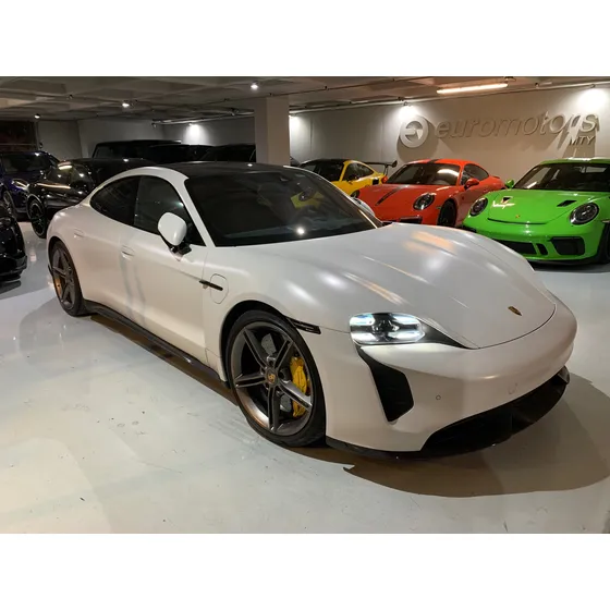 Porsche Taycan Turbo S