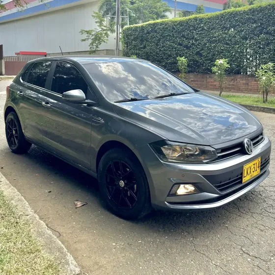 Volkswagen Polo 2022 1.6 Highline