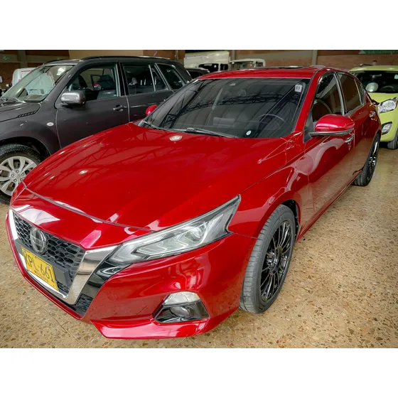 Nissan Altima 2.0