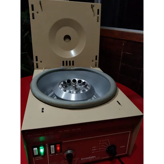 Centrífuga Para Laboratorio 12 Puestos 3800 Rpm