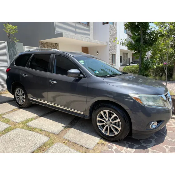 Nissan Pathfinder 3.5 Advance Mt