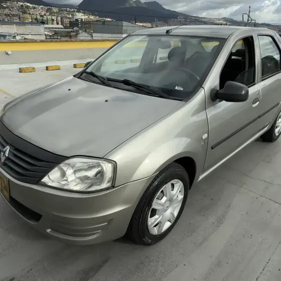 Renault Logan 2013 1.4 Entry Familier