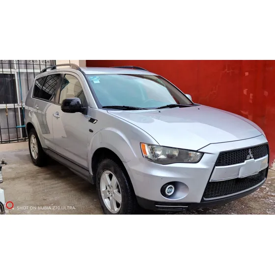 Mitsubishi Outlander 2.4 Ls At