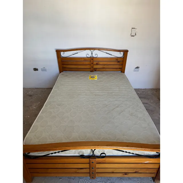 Cama Matrimonial Con Colchon 140x190 (usada)