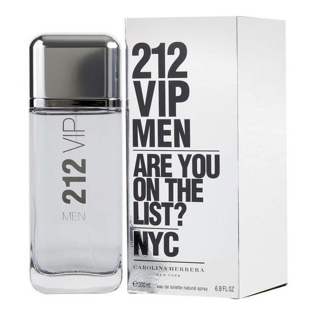 Carolina Herrera 212 Vip Men 200ml Masculino + Amostra Carolina Herrera 212 Vip Men 200ml Masculino + Amostra