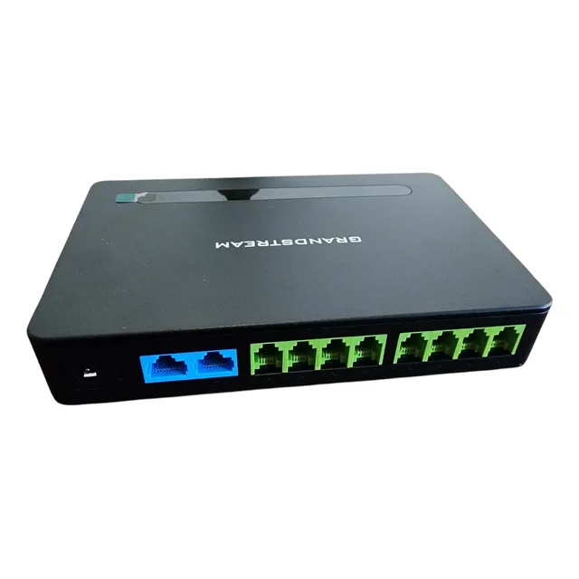Gateway 8 Puertos Fxs Con Router Nat Grandstream Ht-818 Negro