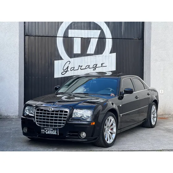 Chrysler 300c 6.1 Srt8 4p
