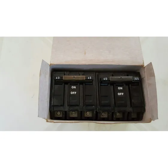 Breaker Para Tablero 3x40 Amp Inesla Thql